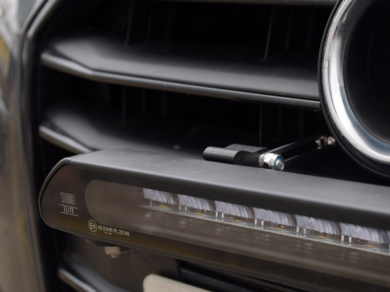 Lazer Stay Bar Linear